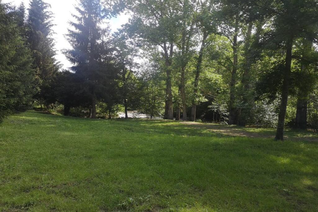 Le Moulin De Chante Oiseau Borne Zewnętrze zdjęcie